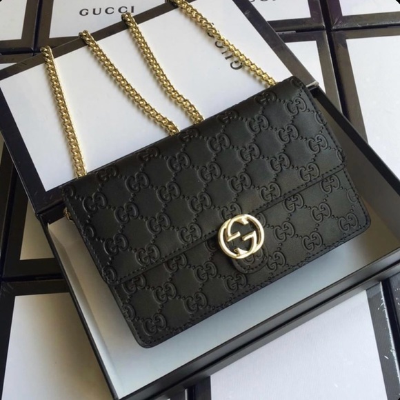 Gucci guccisima leather interlocking G chain wallet in black - Picture 5 of 8